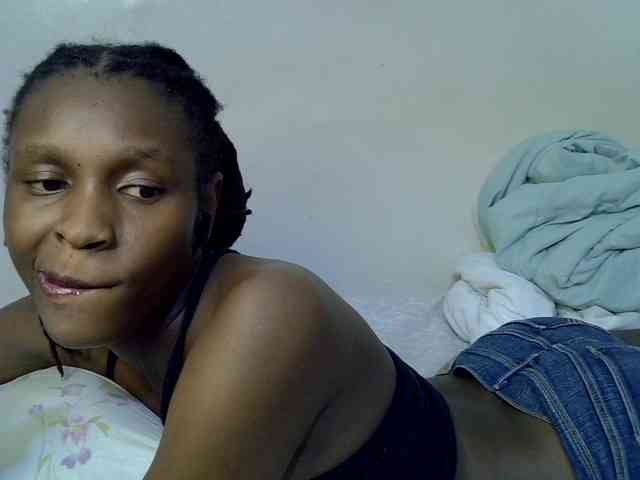 Velvet-luxe webcam