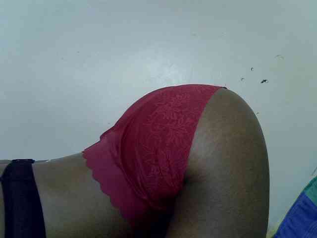 Velvet-luxe webcam