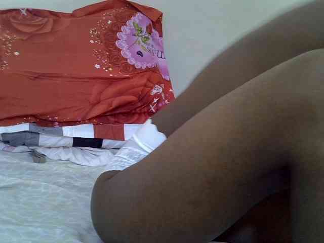 Velvet-luxe webcam
