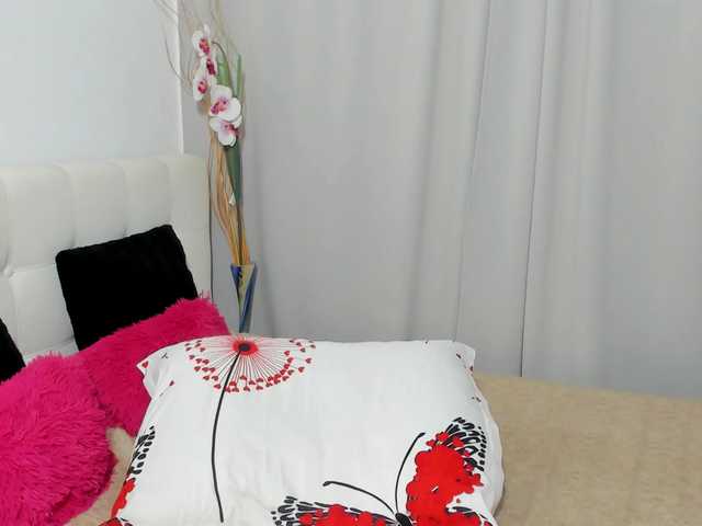 saradusk live cam on BongaCams