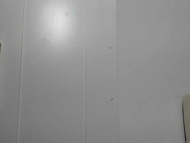 saradusk live cam preview