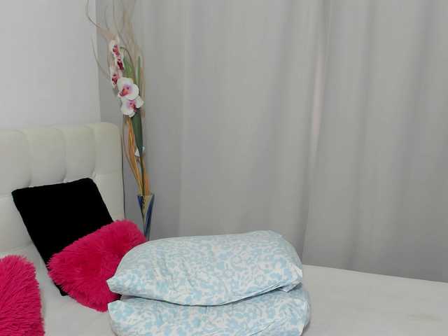 saradusk live cam on BongaCams
