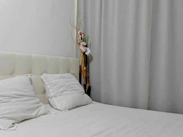 saradusk live cam on BongaCams