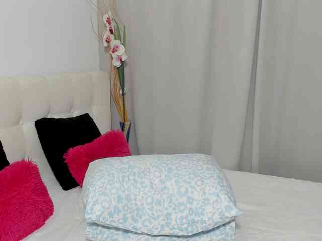 Modelo: saradusk