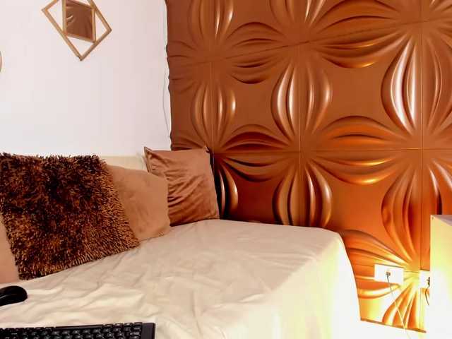 Zyrablaze live cam on BongaCams