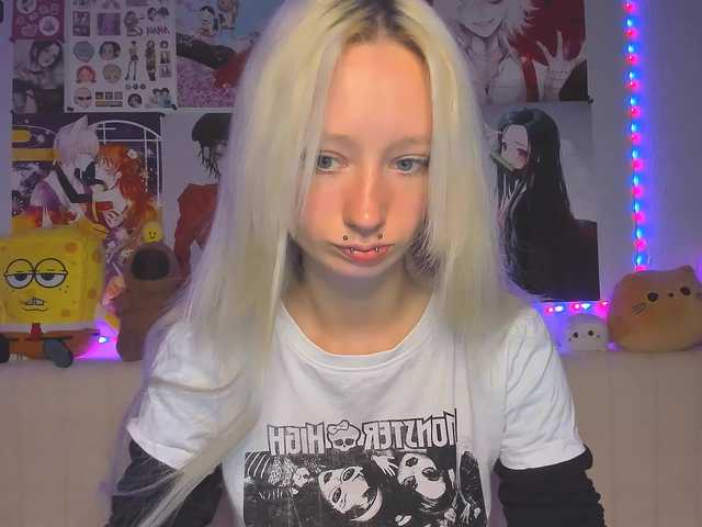 KatiaNabiee live cam on BongaCams