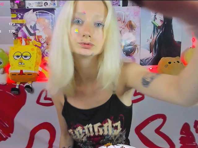 KatiaNabiee live cam on BongaCams