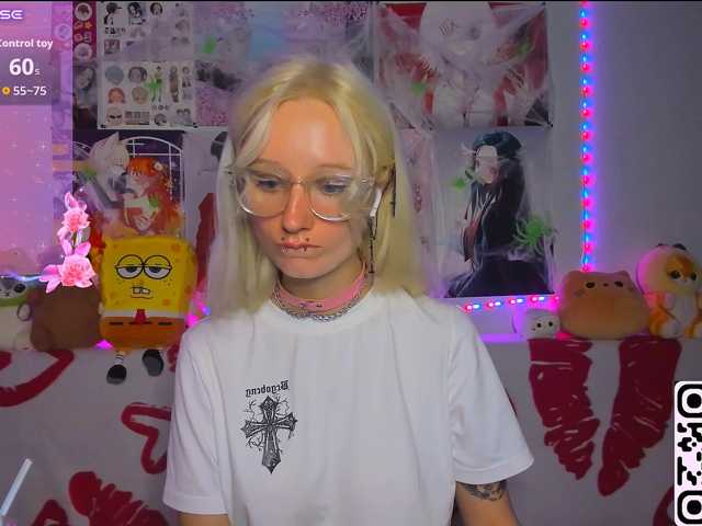 KatiaNabiee live cam on BongaCams