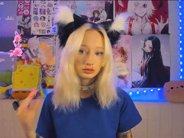 KatiaNabiee live webcam show