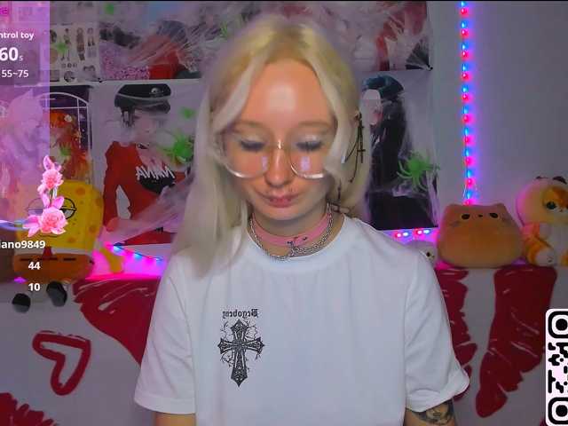 KatiaNabiee live cam on BongaCams