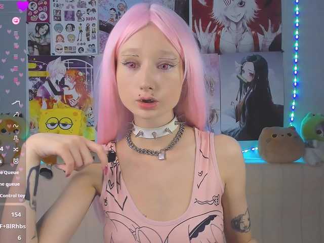 KatiaNabiee live cam on BongaCams