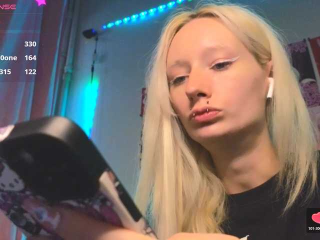 KatiaNabiee live cam on BongaCams