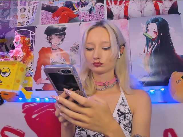 KatiaNabiee live webcam show