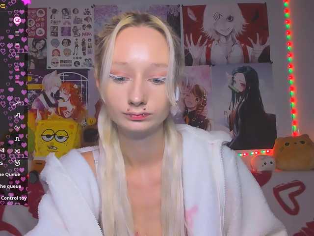 KatiaNabiee live cam on BongaCams