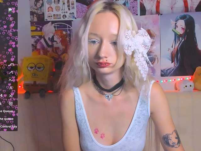 KatiaNabiee live cam on BongaCams