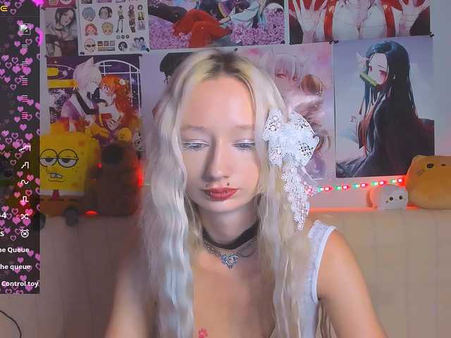 KatiaNabiee live cam on BongaCams