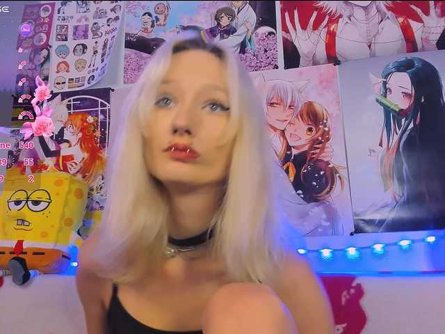 KatiaNabiee live webcam show