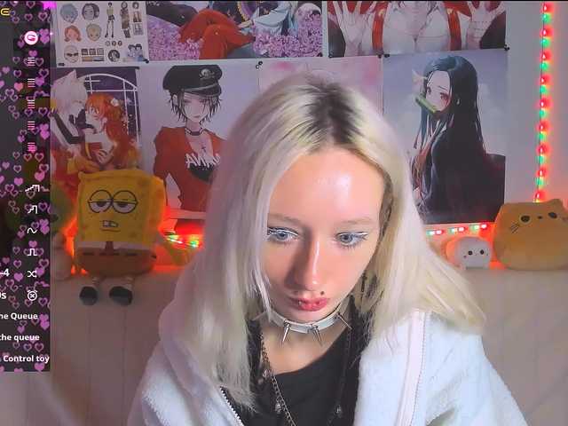 KatiaNabiee live cam on BongaCams