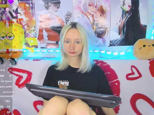 KatiaNabiee live cam on BongaCams