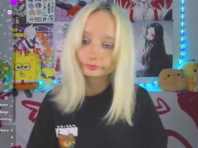 KatiaNabiee live cam on BongaCams