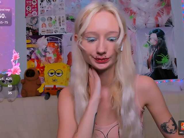 KatiaNabiee live cam on BongaCams