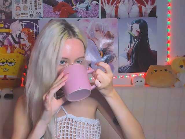 KatiaNabiee live cam on BongaCams