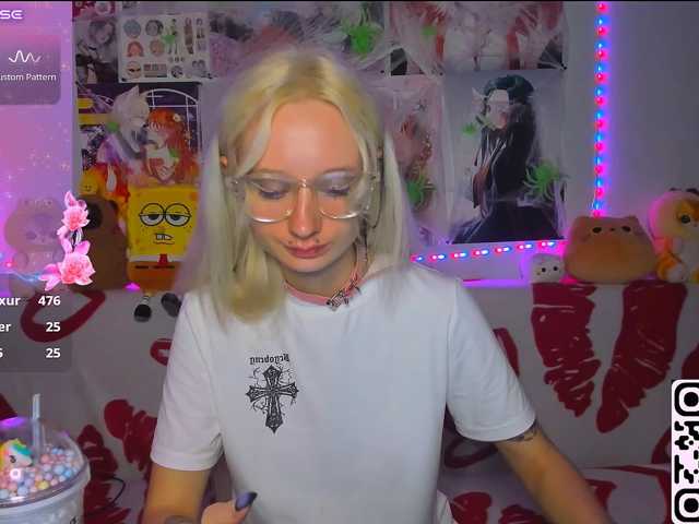 KatiaNabiee live cam on BongaCams