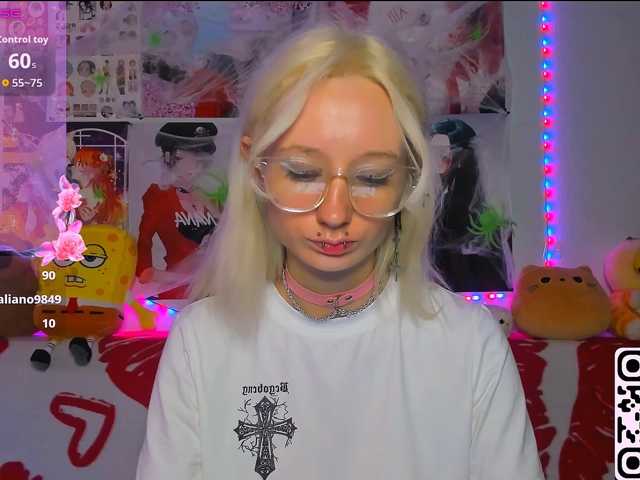 KatiaNabiee live cam on BongaCams