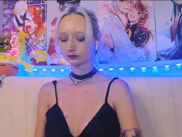 KatiaNabiee live cam on BongaCams