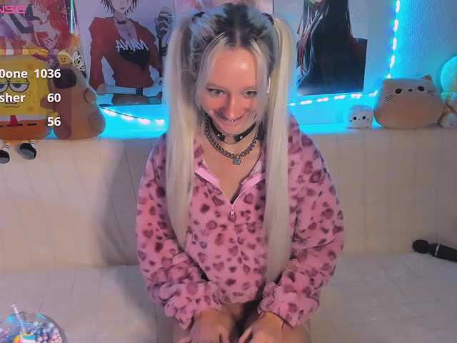 KatiaNabiee live cam on BongaCams