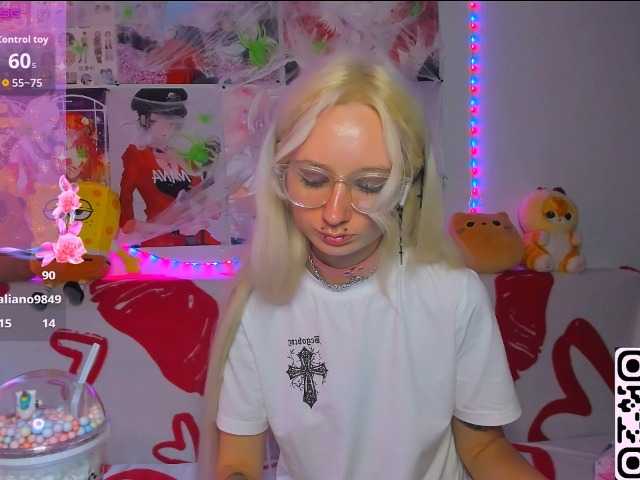 KatiaNabiee live cam on BongaCams
