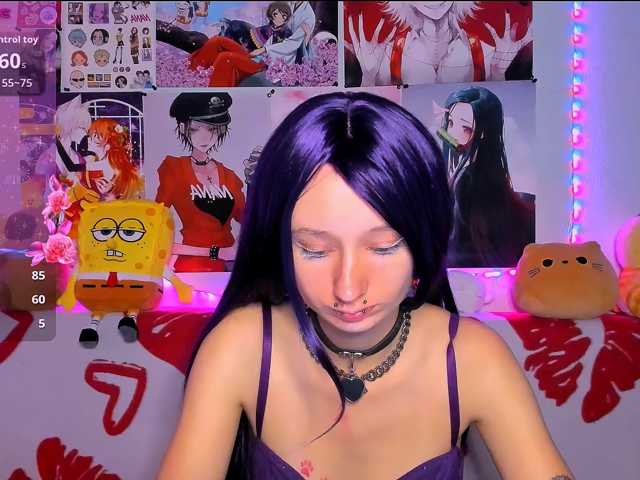 KatiaNabiee live cam preview