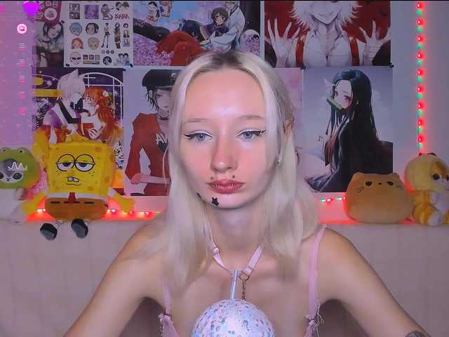 KatiaNabiee live cam on BongaCams