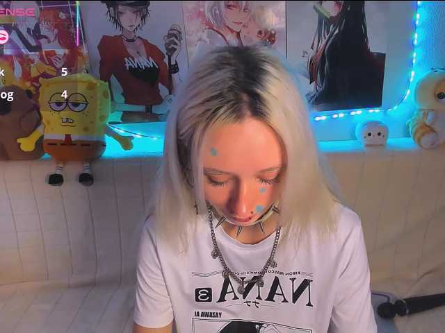KatiaNabiee live cam preview