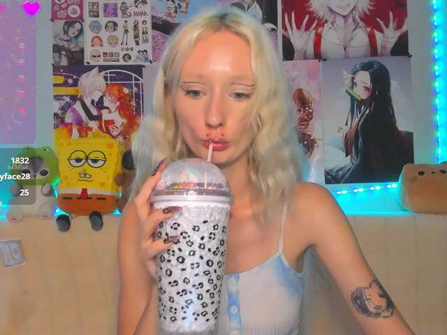 KatiaNabiee live cam on BongaCams