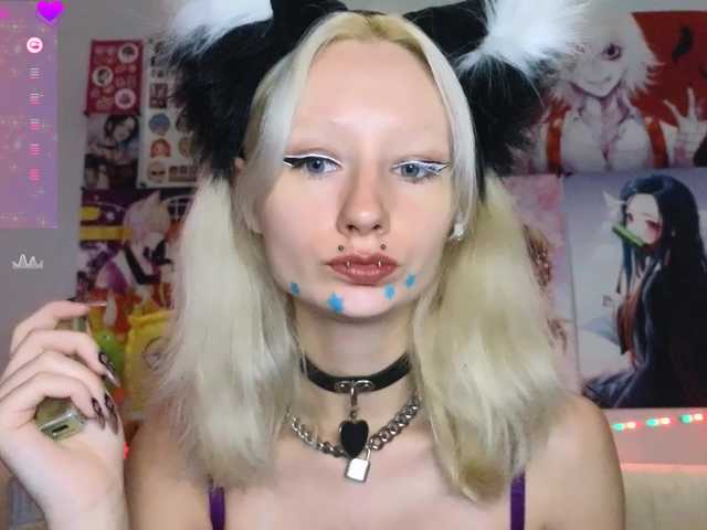 KatiaNabiee live cam on BongaCams