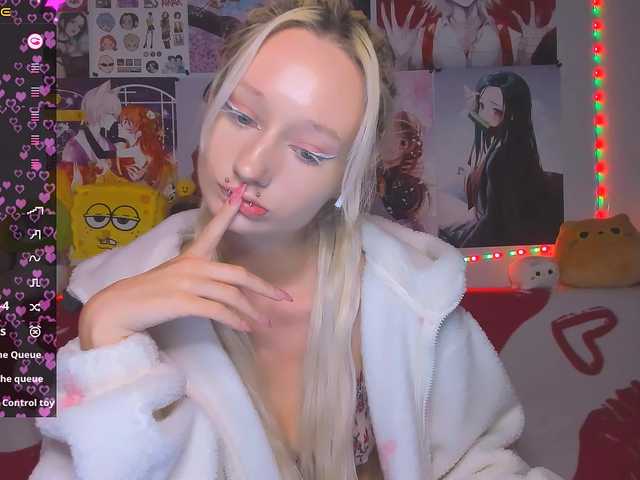 KatiaNabiee live cam on BongaCams