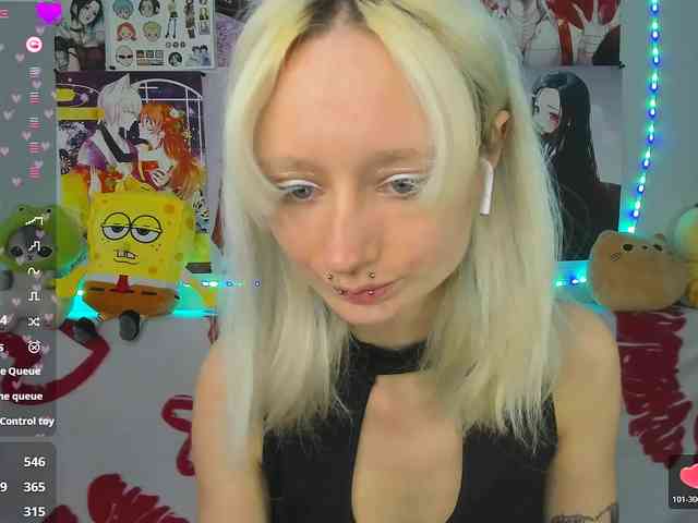 KatiaNabiee webcam