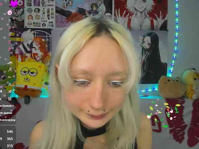 KatiaNabiee webcam
