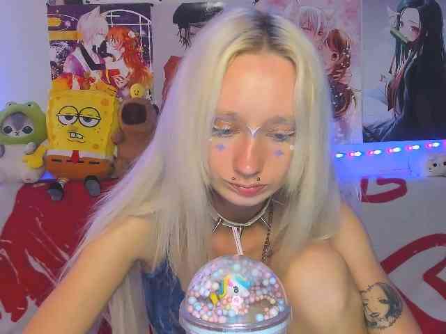 KatiaNabiee webcam