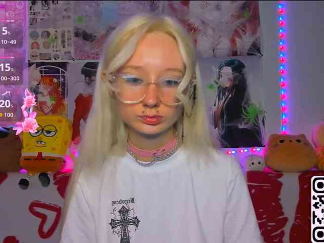 KatiaNabiee webcam