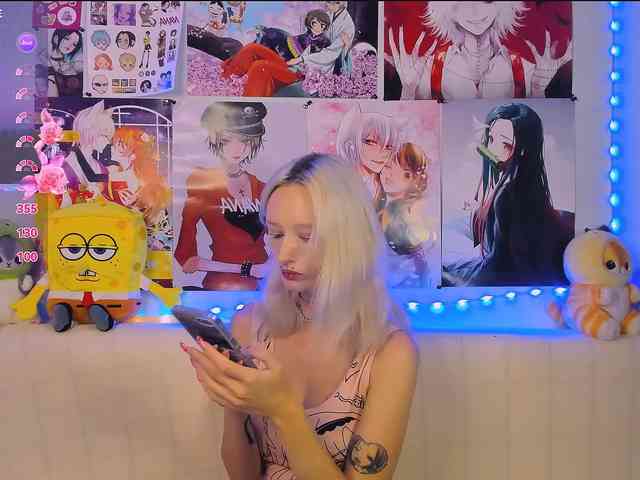 KatiaNabiee webcam