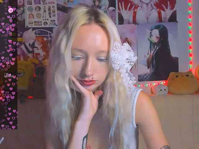 KatiaNabiee webcam