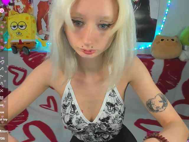 KatiaNabiee webcam