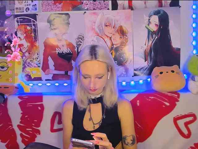 KatiaNabiee webcam