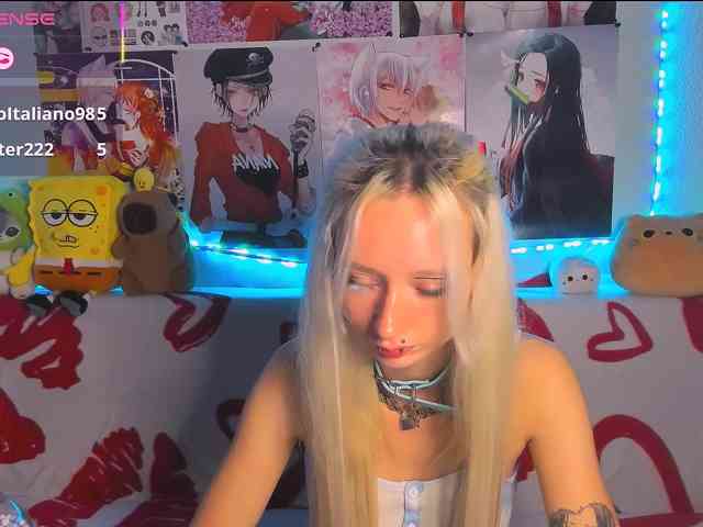 KatiaNabiee webcam