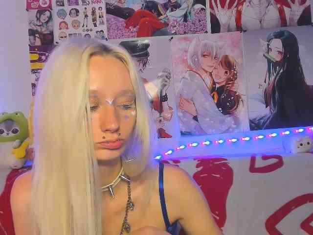 KatiaNabiee webcam