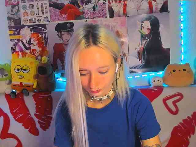 KatiaNabiee webcam
