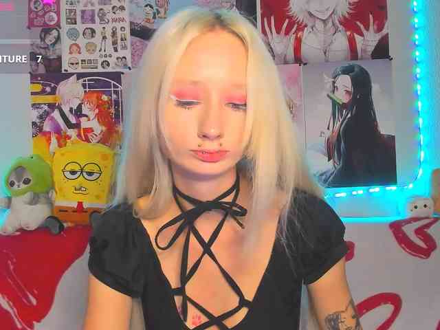 KatiaNabiee webcam