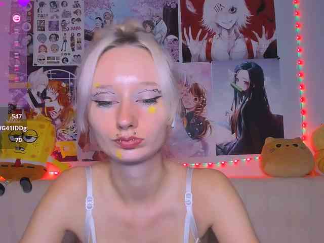 KatiaNabiee webcam